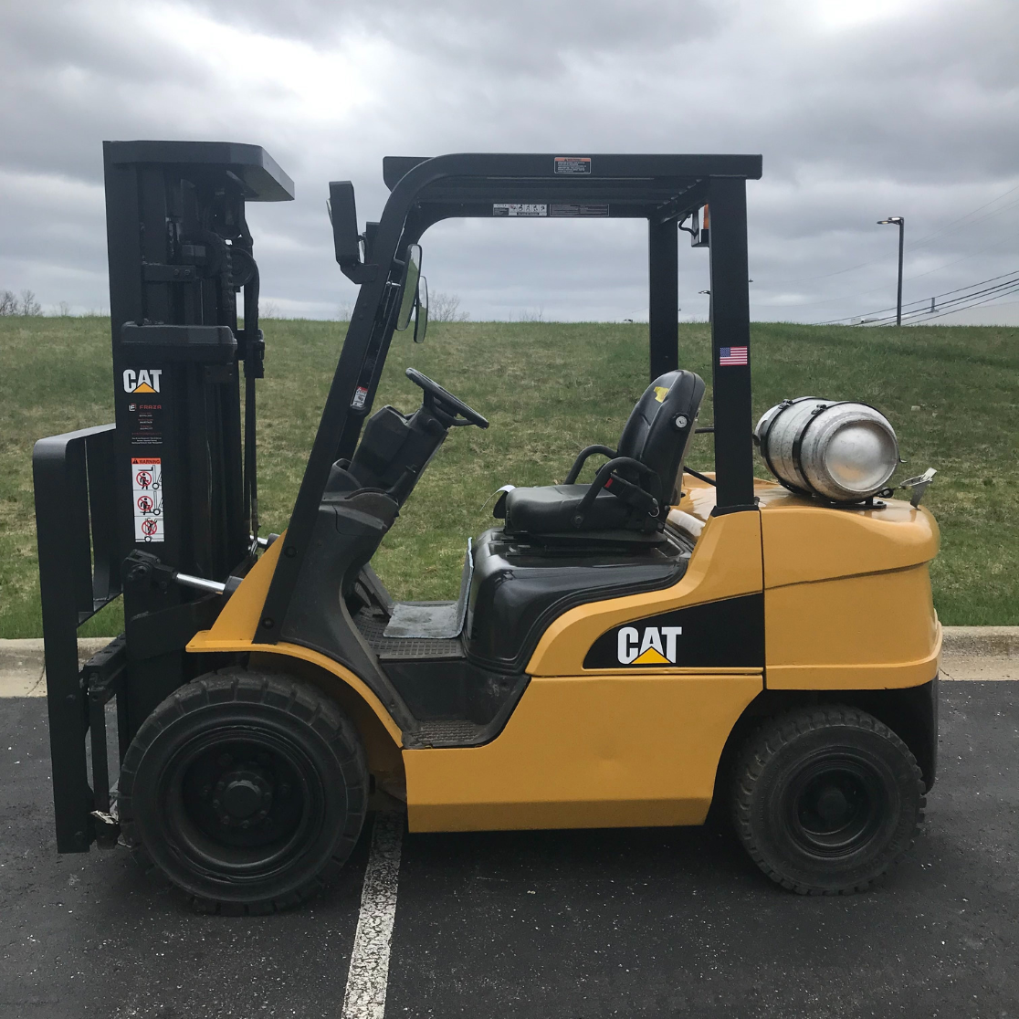 pneumatic tire lift truck for sale