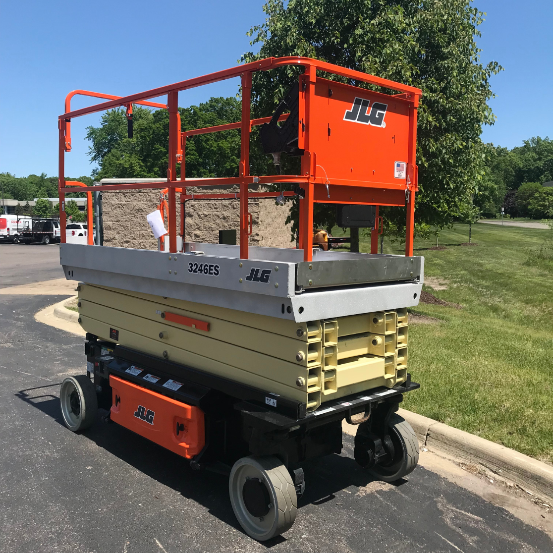 pre-owned aerial lift